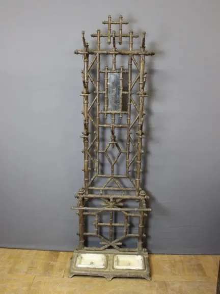 Porte Manteau En Fonte à l'Imitation Du Bambou Vers 1900