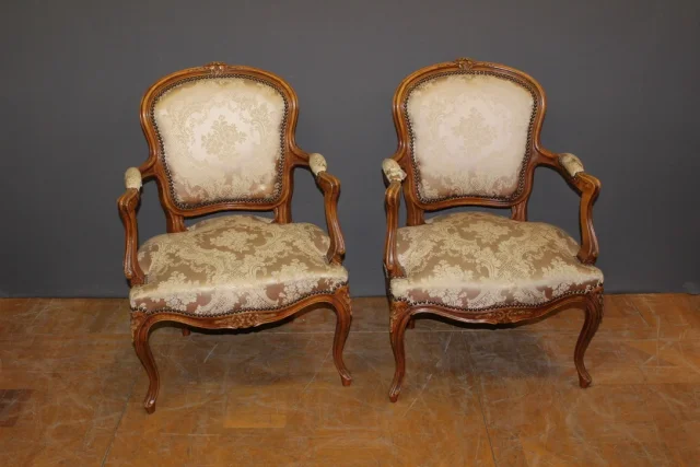 Paar fauteuils in Louis XV-stijl