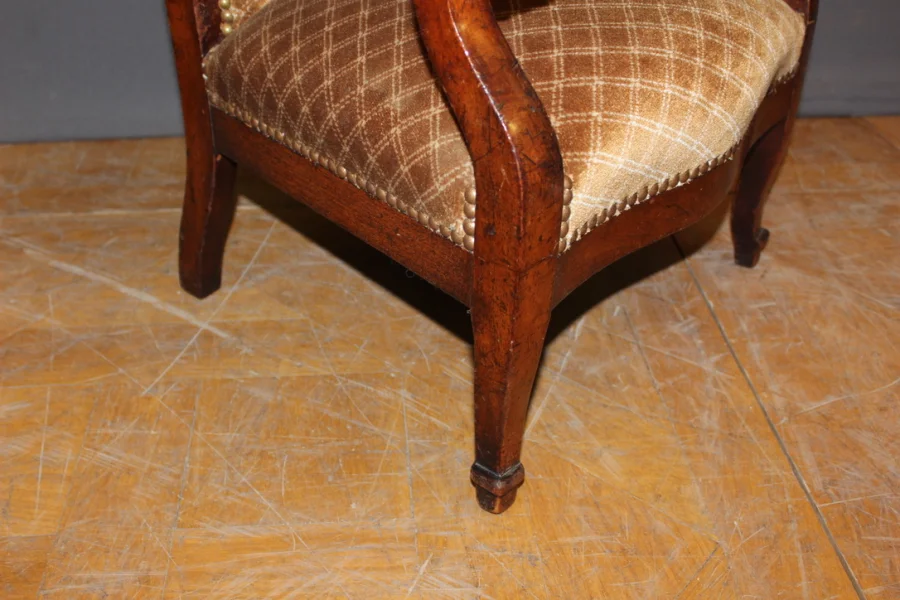 Fauteuil d'enfant d'époque Napoléon III en acajou XIX
