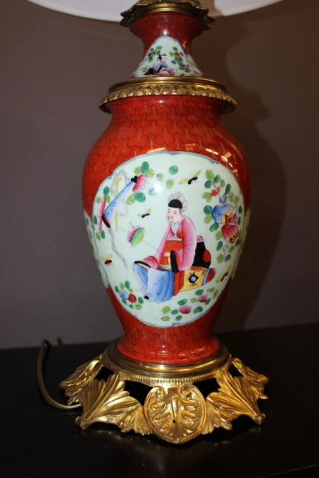 PAIR OF LAMPS