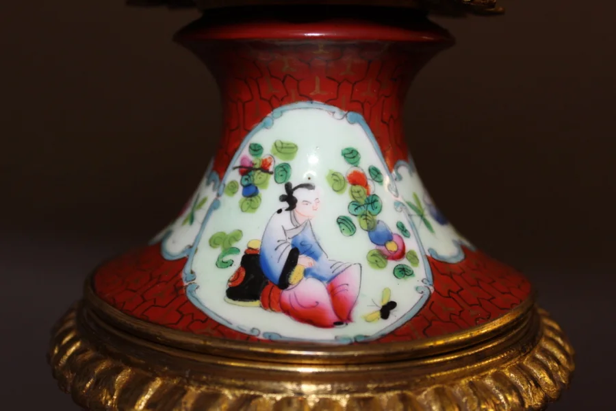 PAIR OF LAMPS