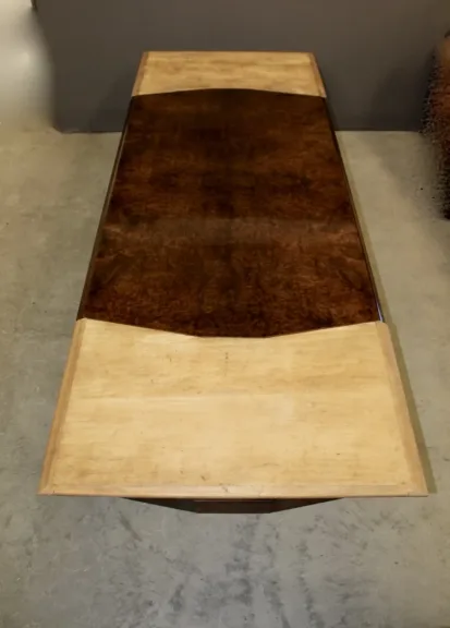 Table d'époque Art Déco En Acajou Et Loupe d'Orme Vers 1930