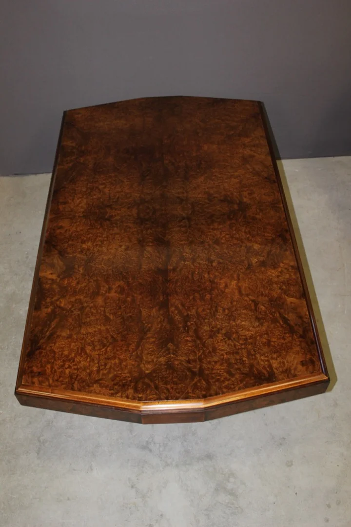 Table d'époque Art Déco En Acajou Et Loupe d'Orme Vers 1930