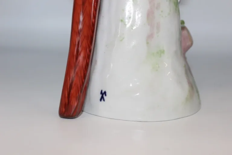 Perroquet En Porcelaine Dans Le Goût De Meissen XX