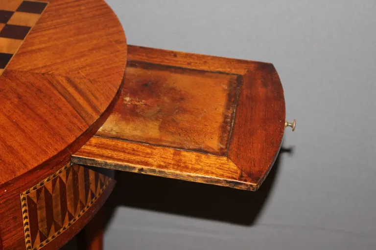 Table Bouillotte De Style Louis XVI En Marqueterie Vers 1900