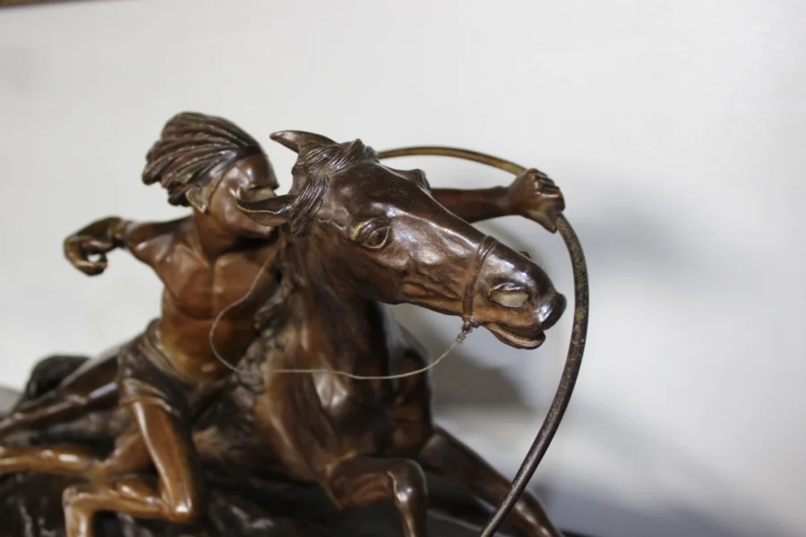 BRONZESKULPTUR von Edouard DROUOT