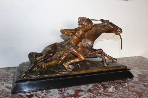 BRONZESKULPTUR von Edouard DROUOT