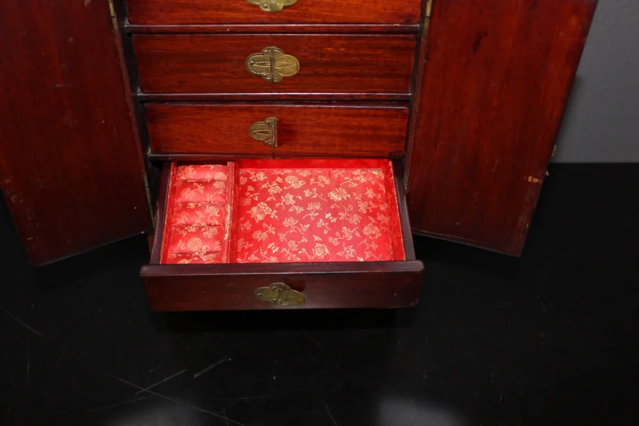 Petit Cabinet Chinois En Bois Et Pierre Dure XX Siècle