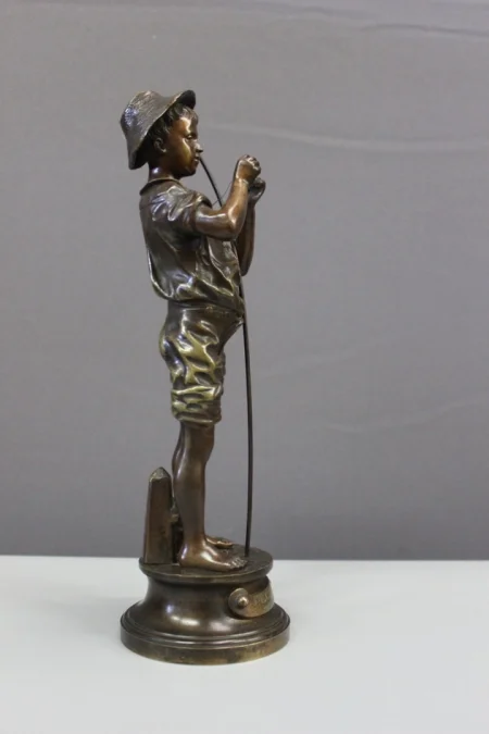 BRONZE STATUETTE signed LAVERGNE