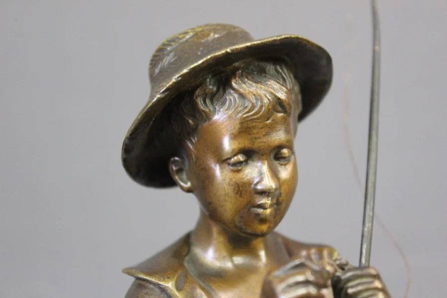 BRONZE STATUETTE signed LAVERGNE