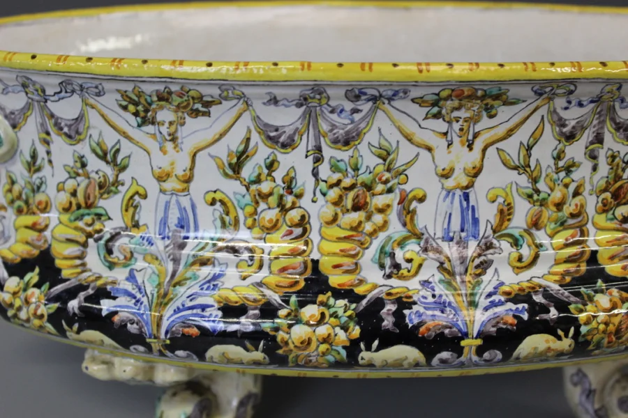 Jardinière En Faïence De Blois Par J. Tortat Fin XIX