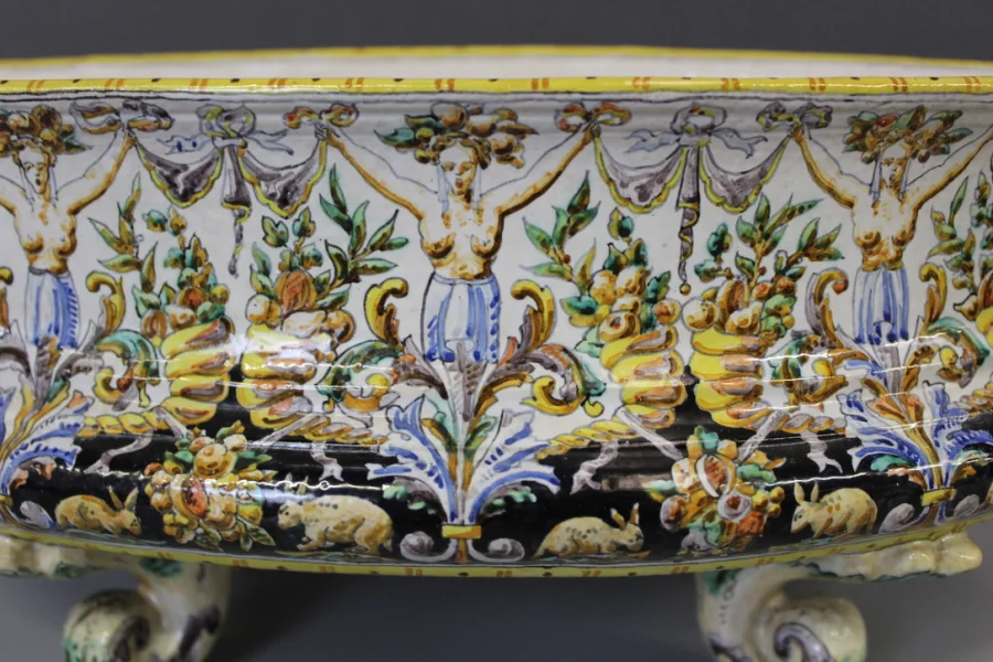 Jardinière En Faïence De Blois Par J. Tortat Fin XIX