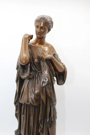Diane De Gabies , épreuve En Bronze Fondeur Raingo Frères