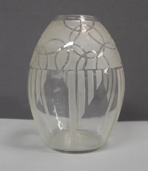 Vase Art Déco à Décor Géométrique Par Georges Chevalier