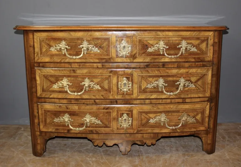 KOMMODE AUS DER LOUIS-XIV-ZEIT