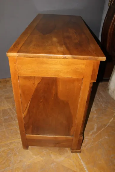 BUFFET IM FRANZÖSISCHEN EMPIRE-STIL