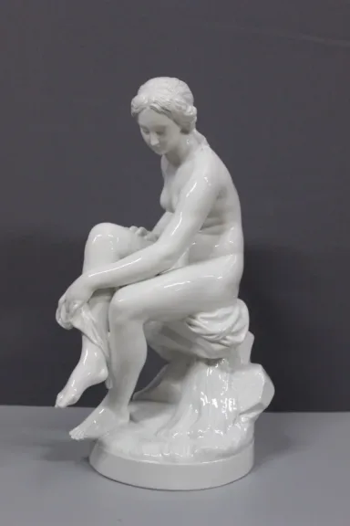 Venus Au Bain Porcelaine De Villenauxe La Grande XX