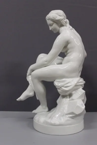 Venus Au Bain Porcelaine De Villenauxe La Grande XX