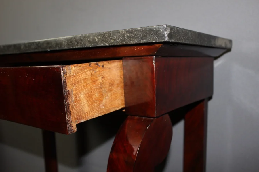 Petite Console d'époque Restauration En Acajou XIX