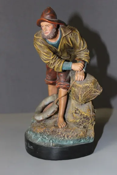 Terre Cuite Figurant Un Pêcheur Breton Vers 1900