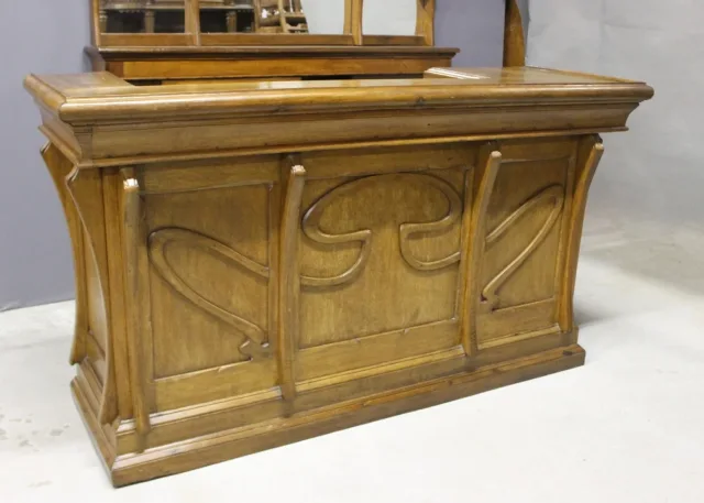 Bar Art Nouveau Et Son Verrier En Chêne Vers 1900