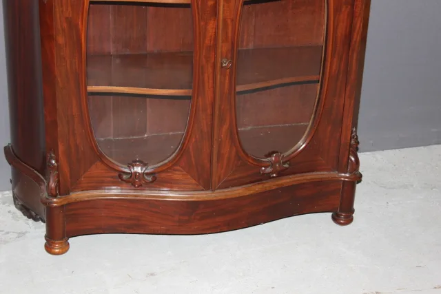 Vitrine Galbée Napoléon III En Acajou Vers 1880
