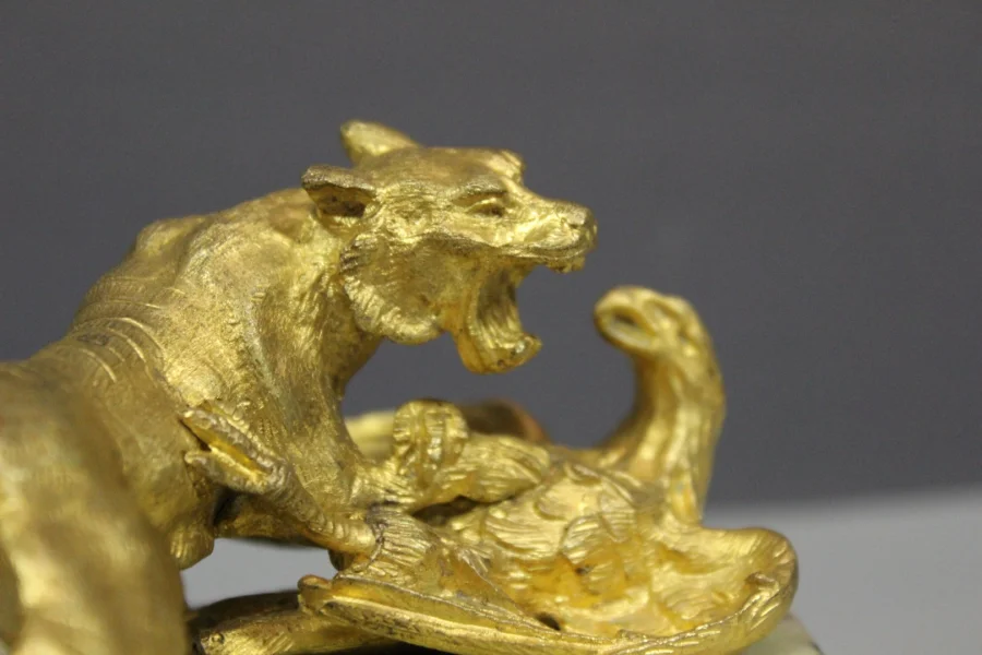 Bronze Doré , Tigre Attaquant Un Aigle Vers 1900