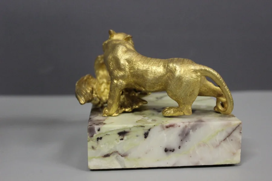 Bronze Doré , Tigre Attaquant Un Aigle Vers 1900