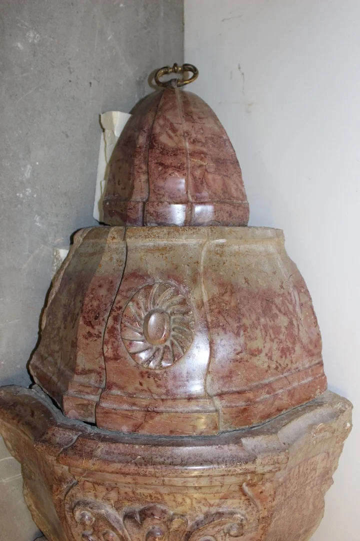 HOEKFONTEIN UIT DE LODEWIJK XIV-PERIODE