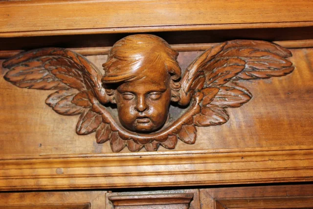 Buffet à Retrait Louis XIII En Noyer  Fin XVII Siècle