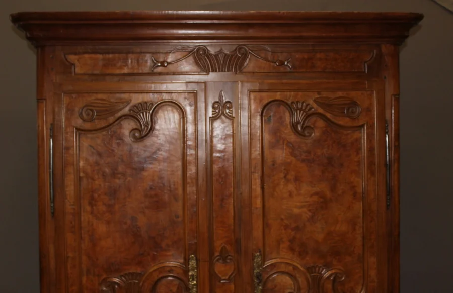 Petite Armoire Bressane En Merisier Et Frêne XIX