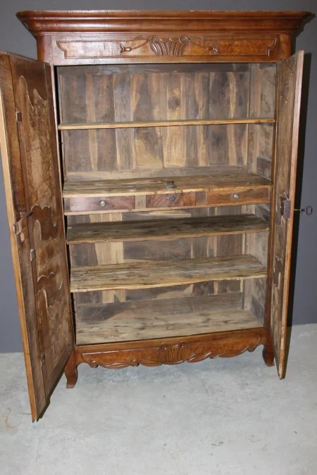 Petite Armoire Bressane En Merisier Et Frêne XIX