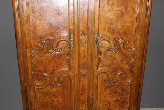 Petite Armoire Bressane En Merisier Et Frêne XIX