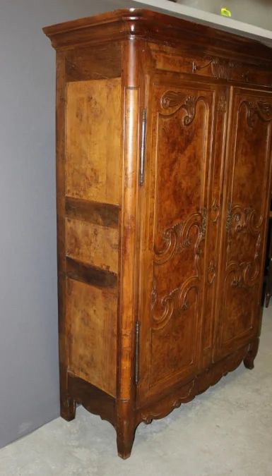 Petite Armoire Bressane En Merisier Et Frêne XIX