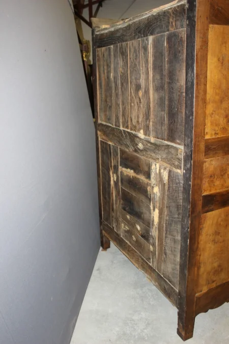 Petite Armoire Bressane En Merisier Et Frêne XIX
