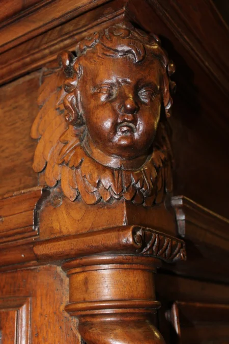 Buffet Quatre Portes Louis XIII En Noyer fin XVII