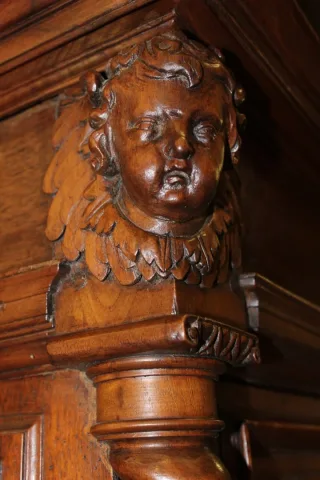 Buffet Quatre Portes Louis XIII En Noyer fin XVII
