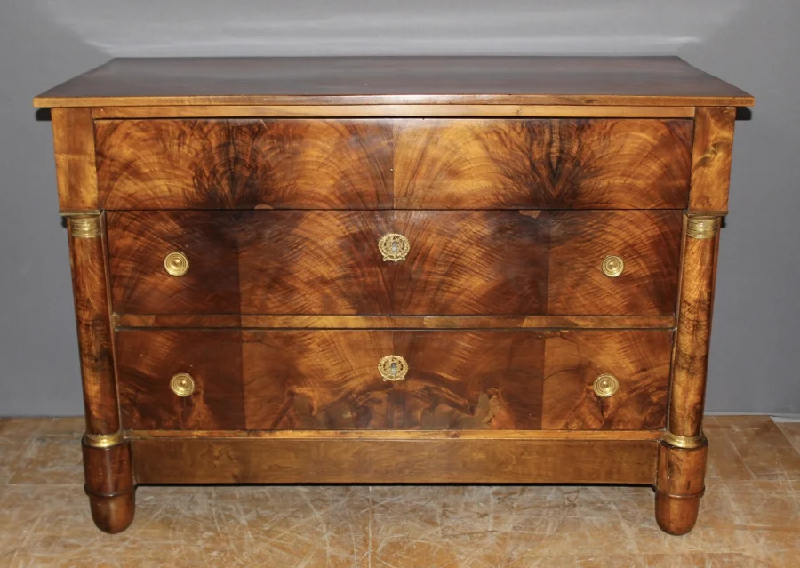 Commode Empire en noyer fin XIX