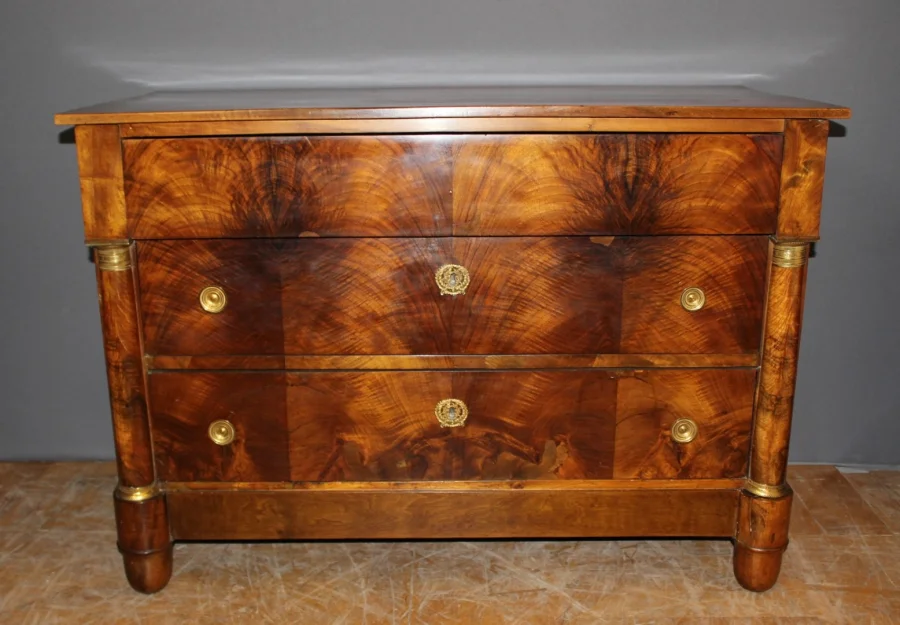 Commode Empire en noyer fin XIX