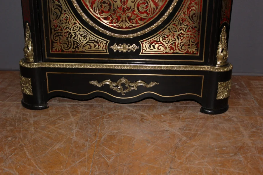 Schrank aus der Napoleon-III-Periode