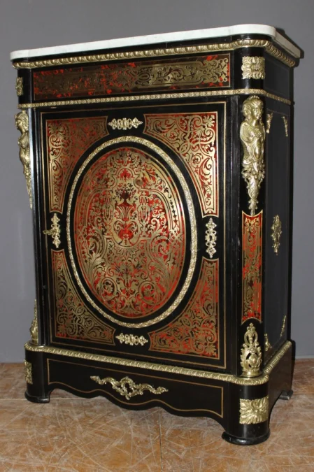 Schrank aus der Napoleon-III-Periode