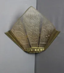 PAAR ECKLEUCHTEN IM ART-DÉCO-STIL