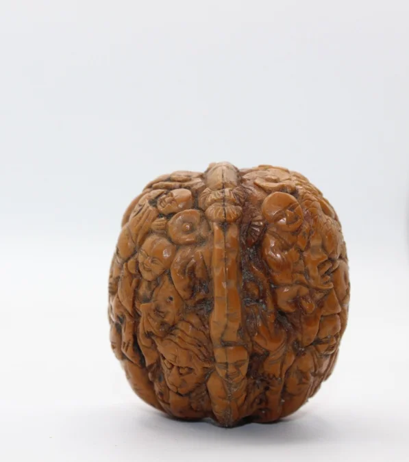 Noix Sculptée De Sage Et Dragon , Chine Fin XIX