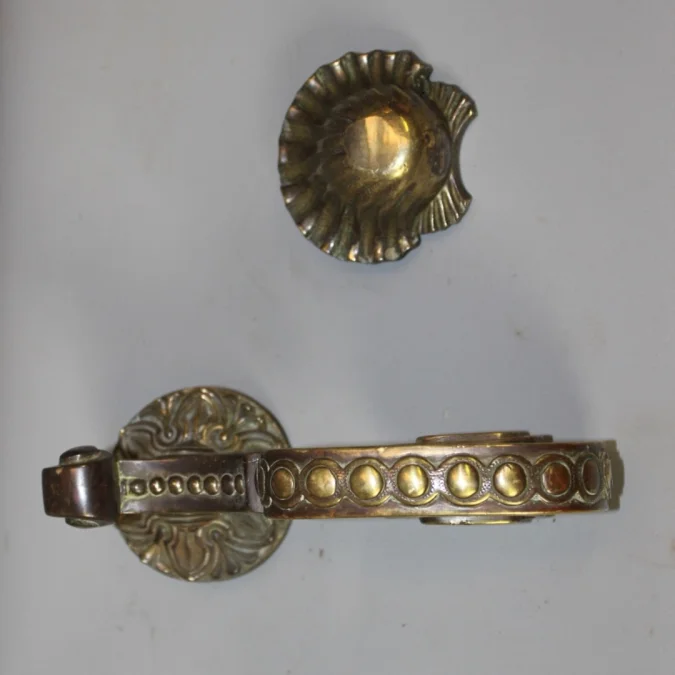 DOOR KNOCKER