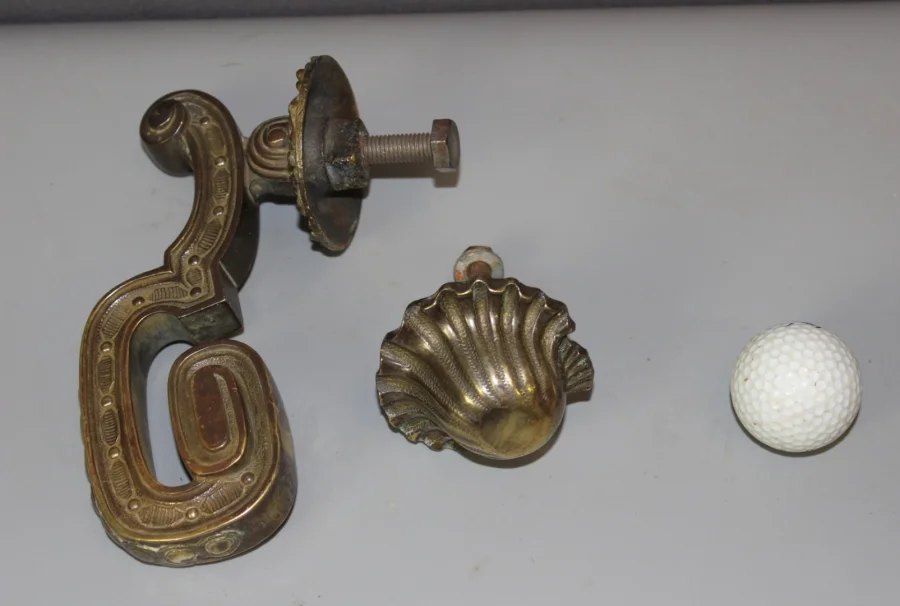 DOOR KNOCKER