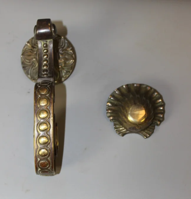 DOOR KNOCKER
