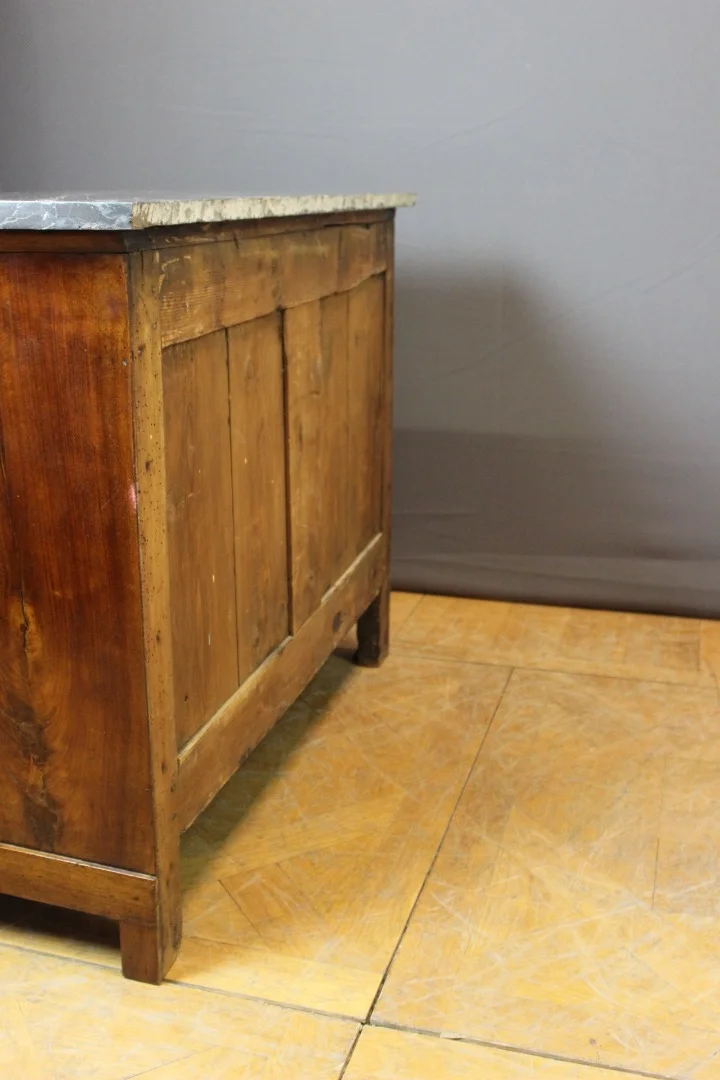 Commode Empire à colonnes Détachées en noyer début XIX