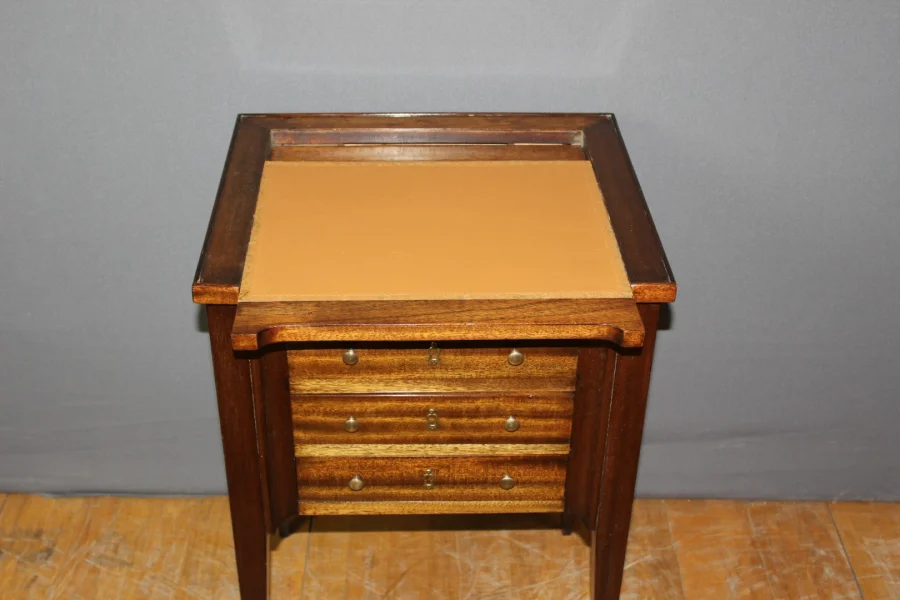 SMALL SECRETAIRE