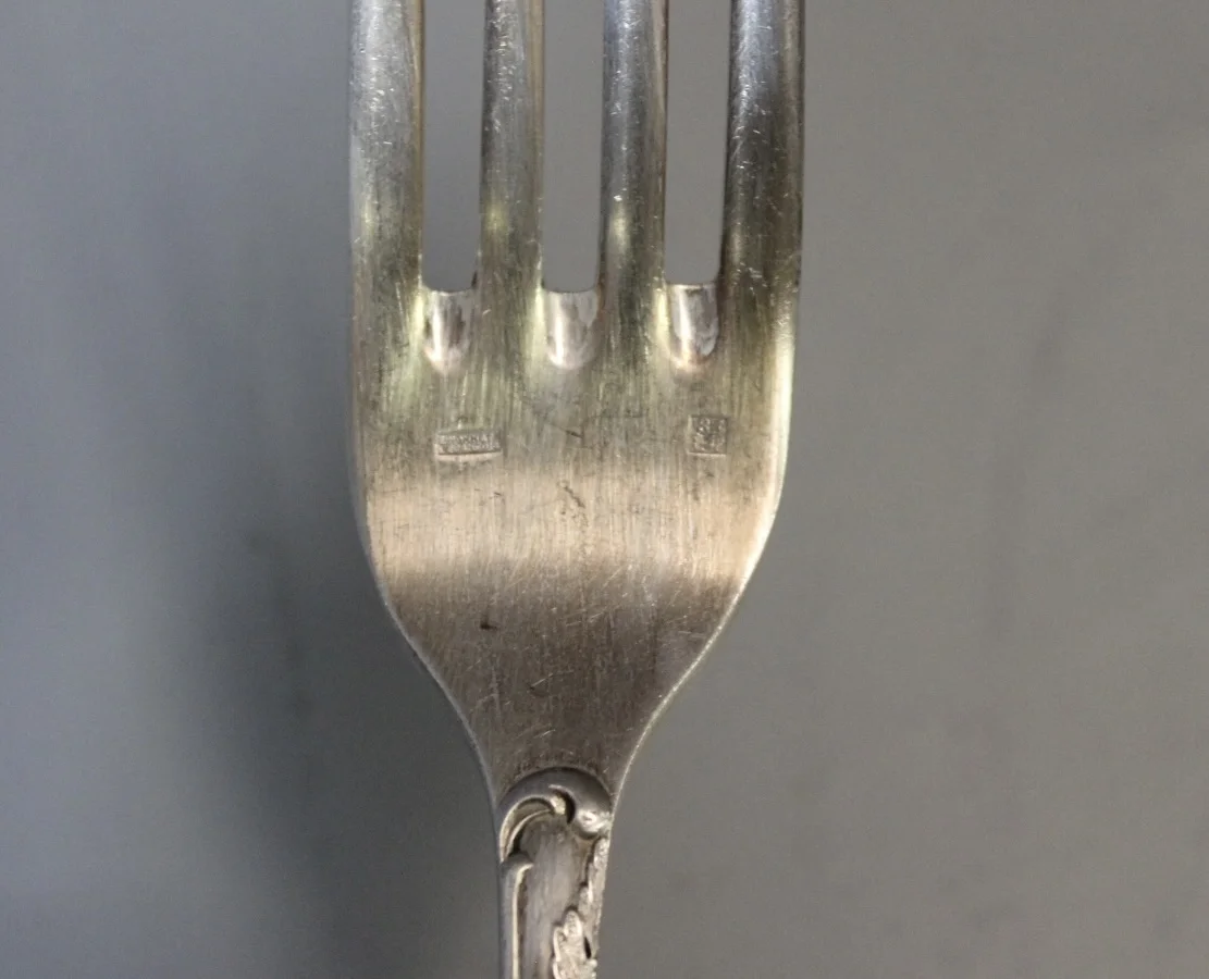Ménagère de style Louis XV , 84 pièces par François Frionnet