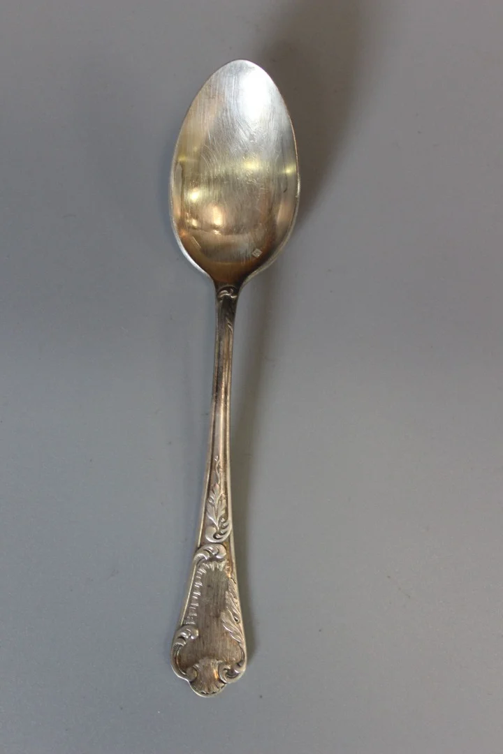 Ménagère de style Louis XV , 84 pièces par François Frionnet